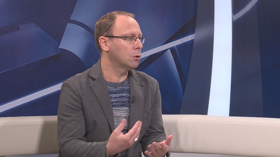 sa-almir terzic-clf-131119.08_37_26_12.Still002