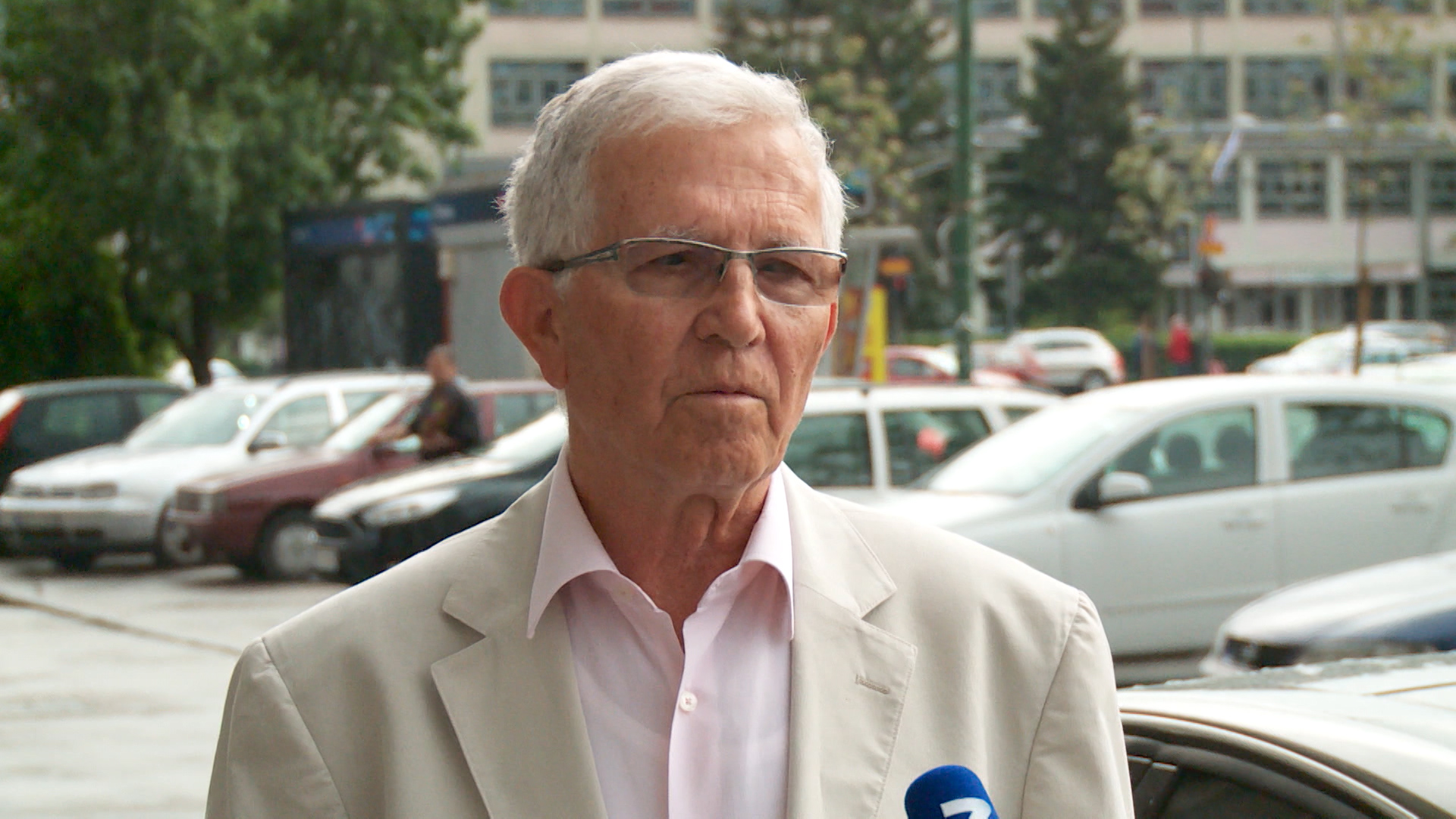 SA-AMERIKA I BIH PKG-19-ESM-1(20180504-172506909).00_01_53_14.Still010