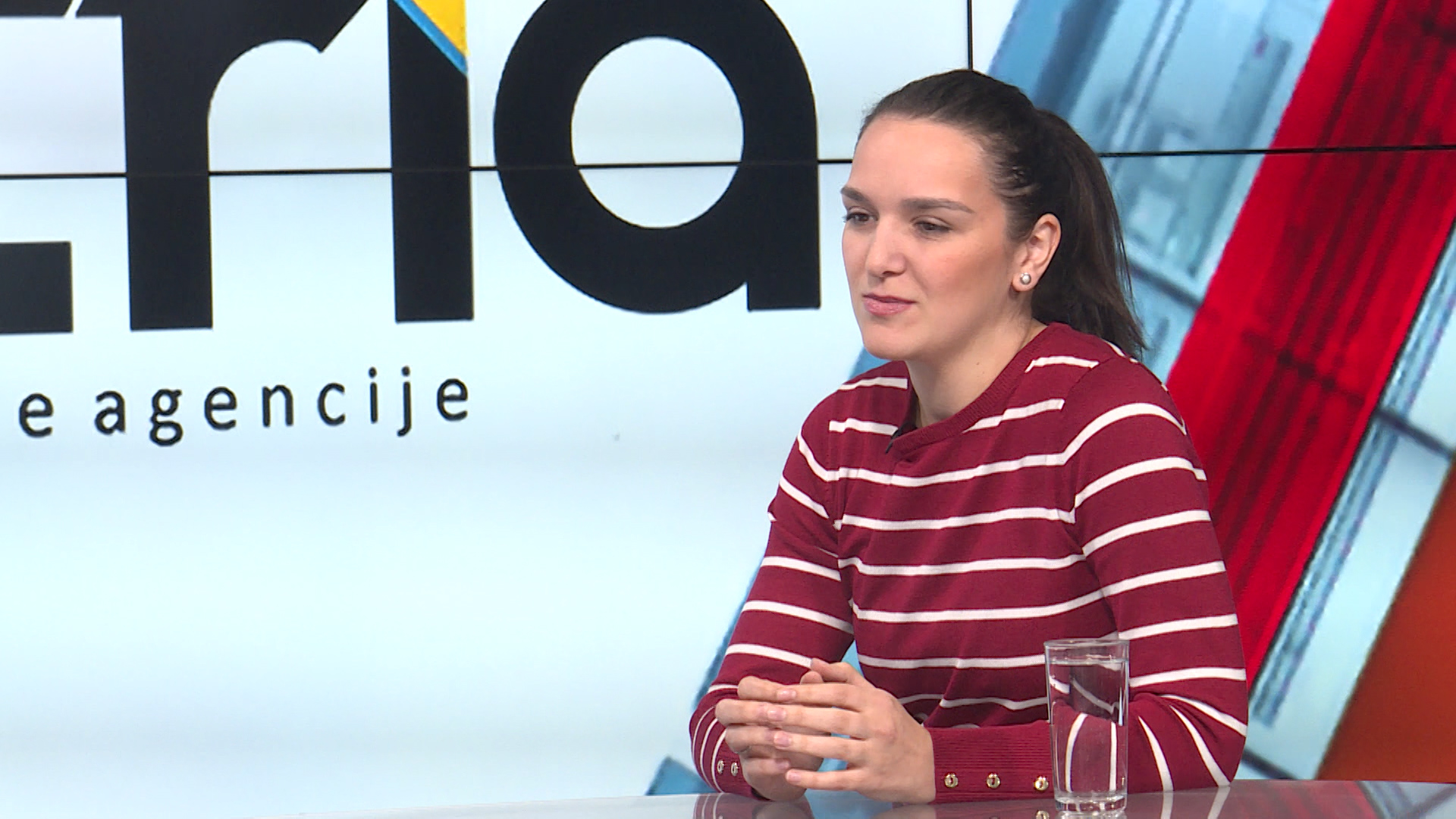 sa-amra vrabac-070220-clf.17_41_20_21.Still001