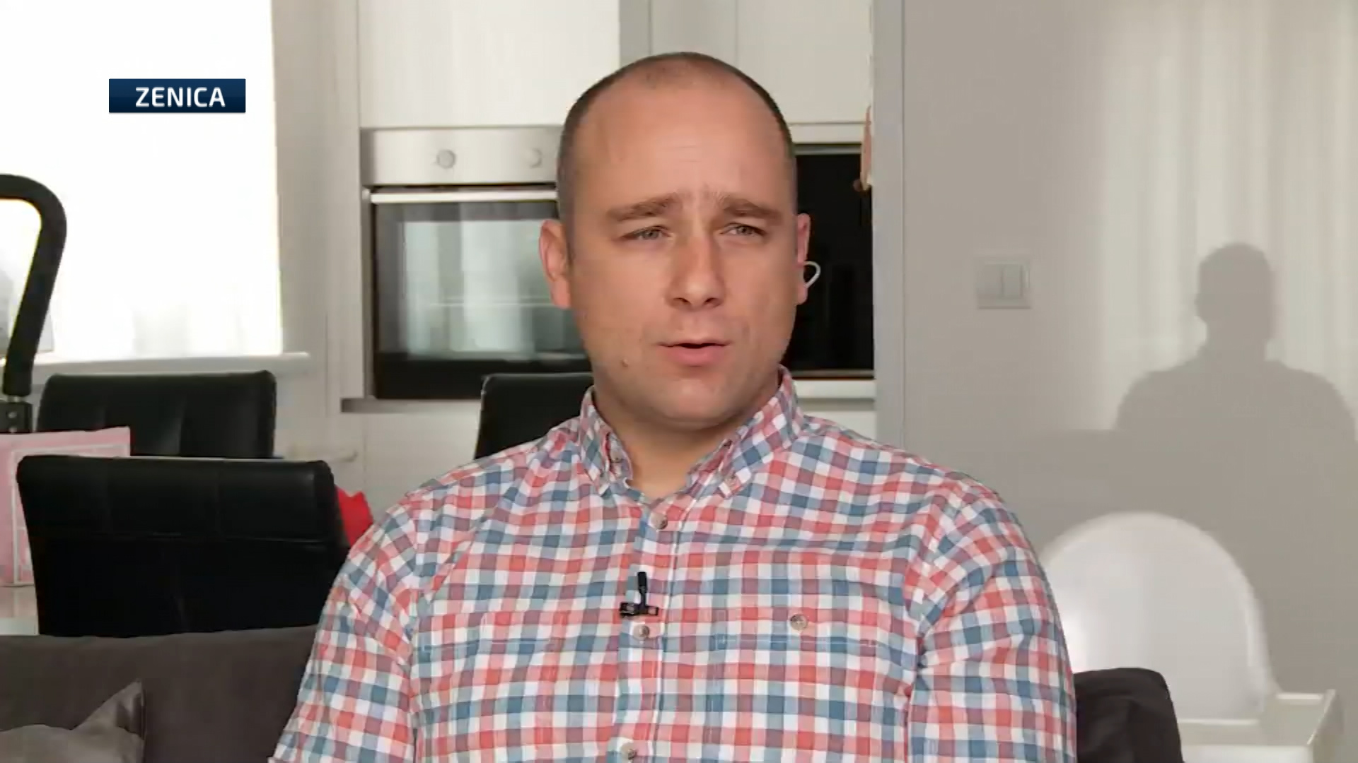 sa-anel okic-ytb-100519_1.00_01_37_07.Still002