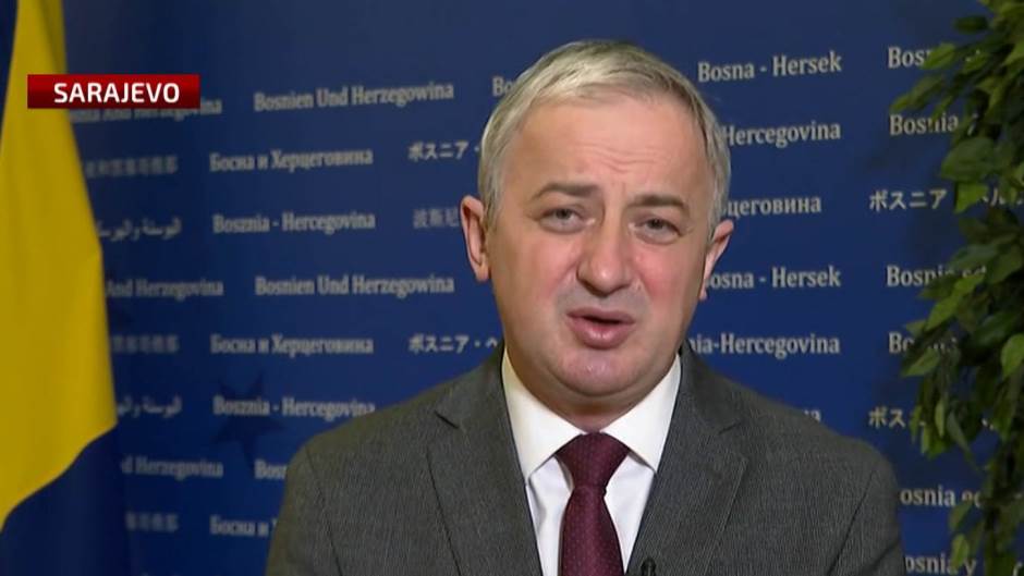 sa-arh-zgrada institucija kisa vo-091220(20201209-154724876).00_07_23_02.Still017