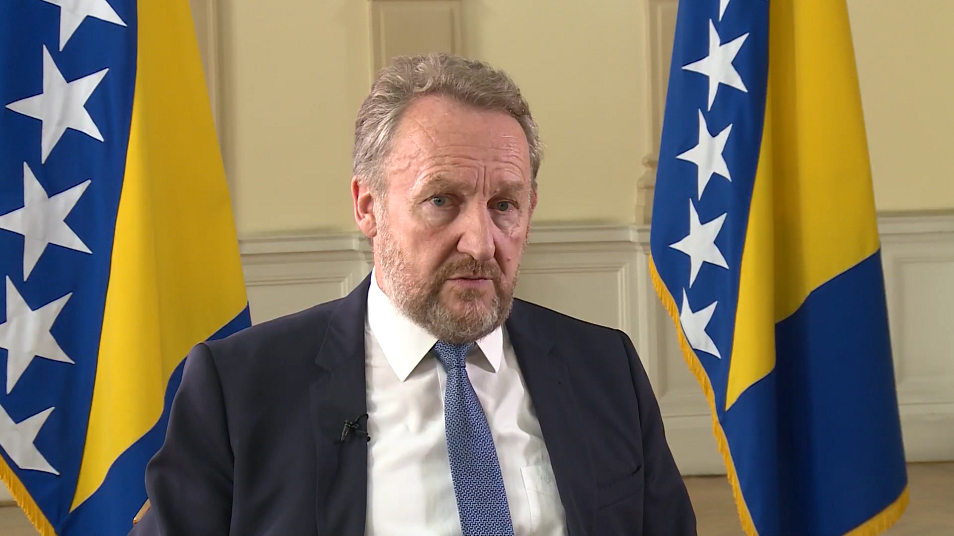 SA-BAKIR SOT-VLD-1(20180801-135105578).mxf.00_00_01_10.Still001