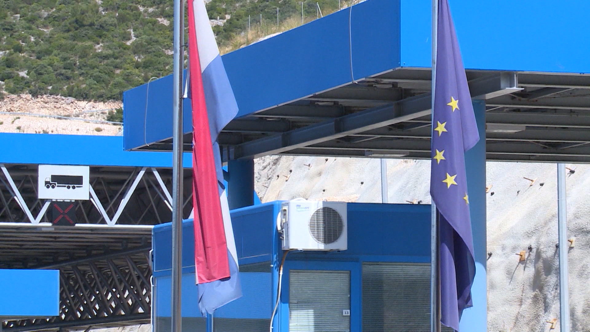 SA-BIH I GRANICE PKG-SLS-1(20200629-173431426).mxf.00_00_02_03.Still002