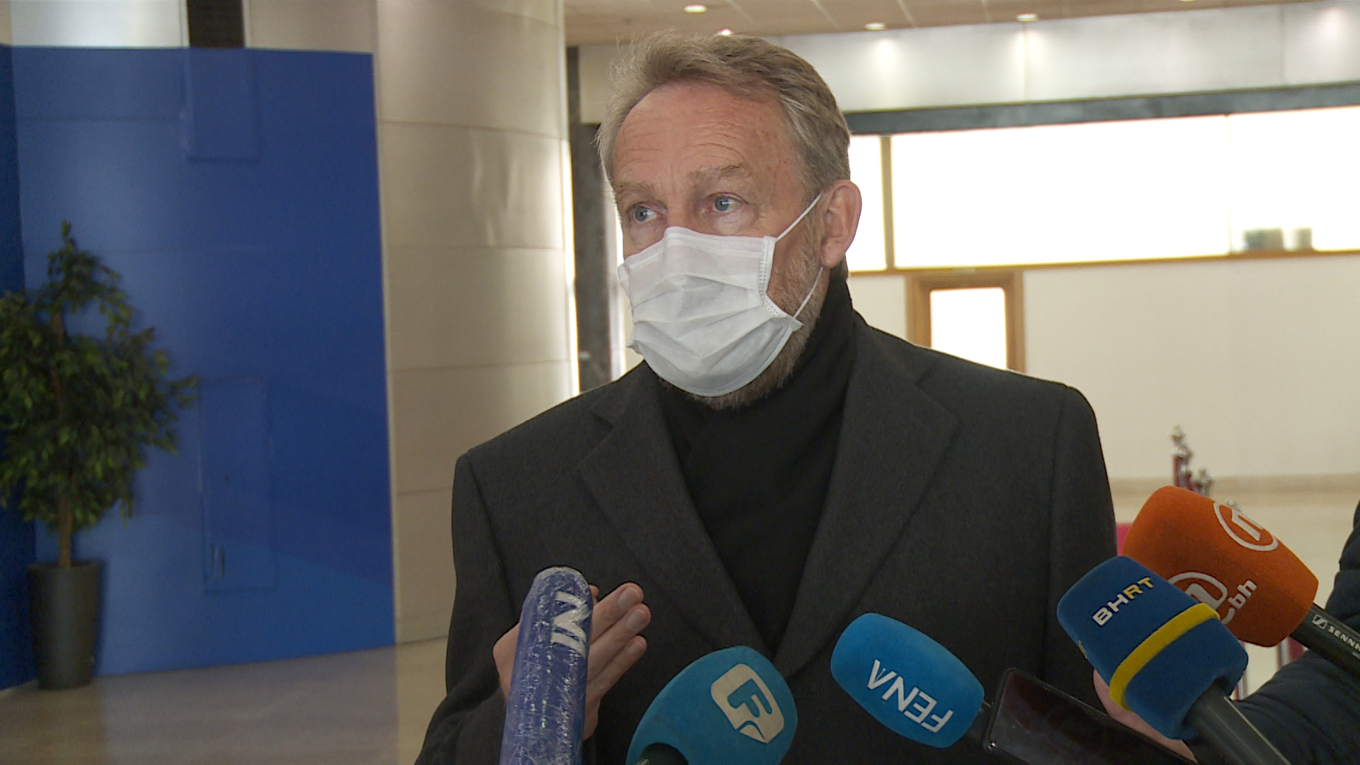 sa-borel-bob-5(20201121-131332189).MXF.00_33_16_22.Still001