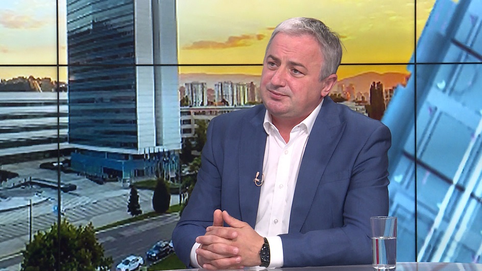 sa-borislav borenovic-clf.18_00_14_18.Still002