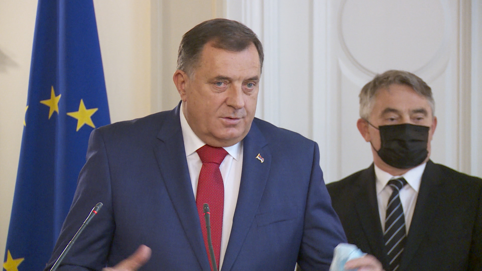 SA-BORRELL DNT-19-BOB-1(20201121-154332246).00_01_17_13.Still006