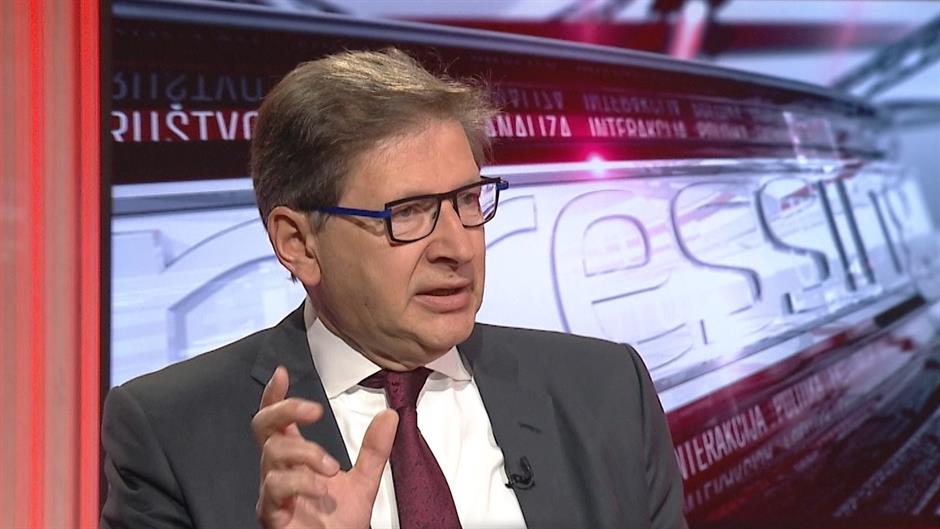 SA-BUDVA KONF ADLIB-ZVK-1(20180523-103551158).00_05_14_09.Still018