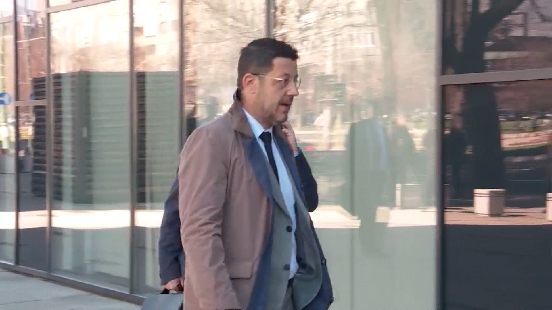 SA-CAMPARA PKG-19-ALT-3(20201011-170912431).mxf.00_00_32_19.Still001