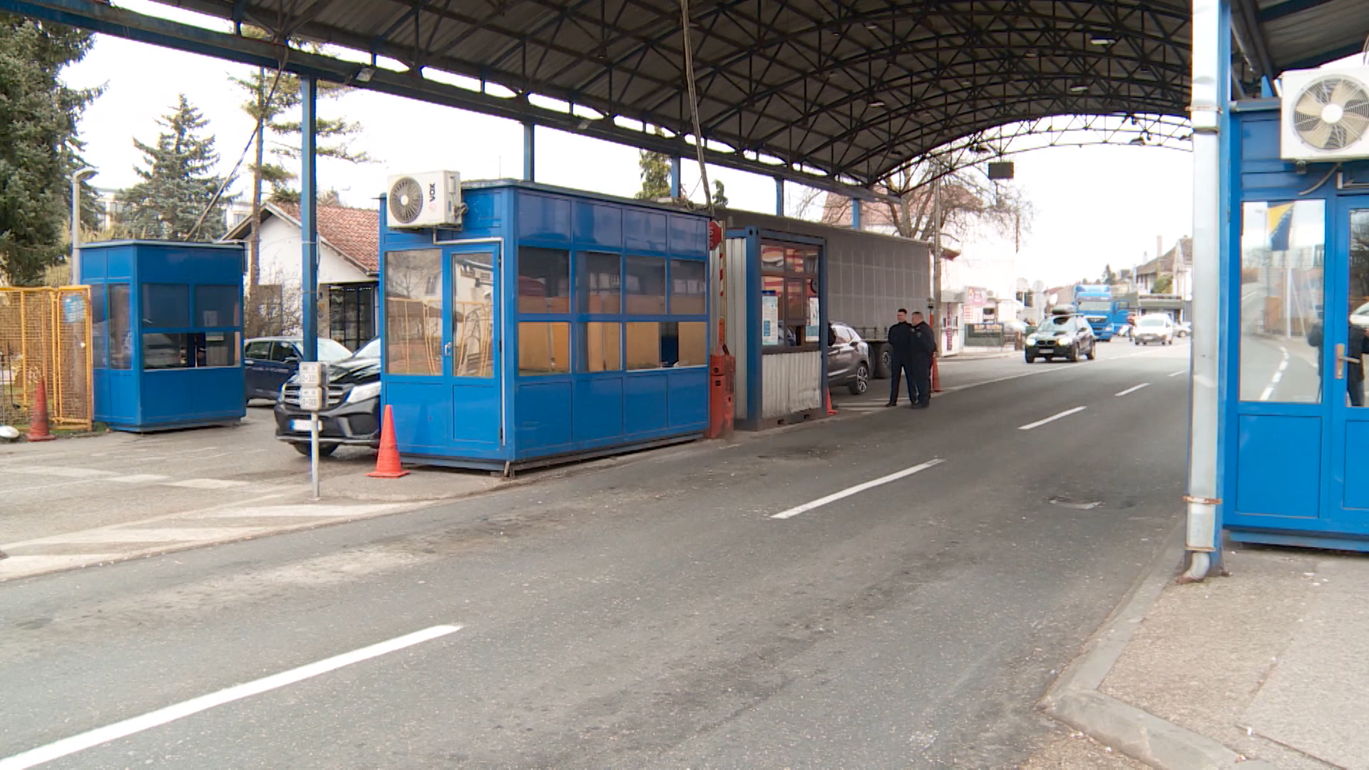 SA-CORONA GRANICA PKG-19-SNM-1(20200210-161549006).00_00_40_02.Still002