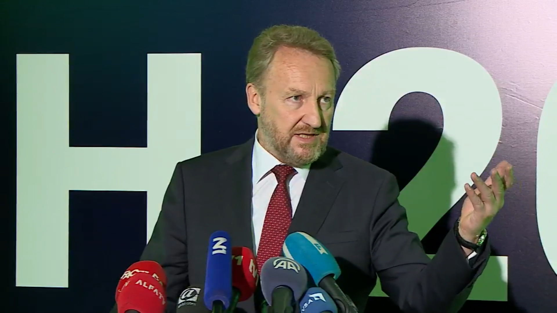 SA-COVIC SOT-15-AJA-1(20180526-143337978).00_01_19_19.Still006