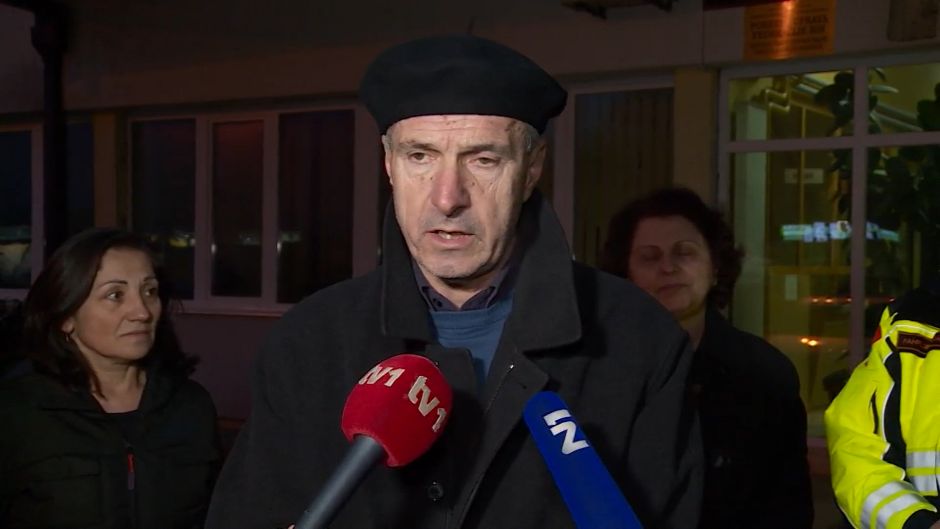 sa-cz- vo i sot-030219-ads-wmt.00_01_09_17.Still004