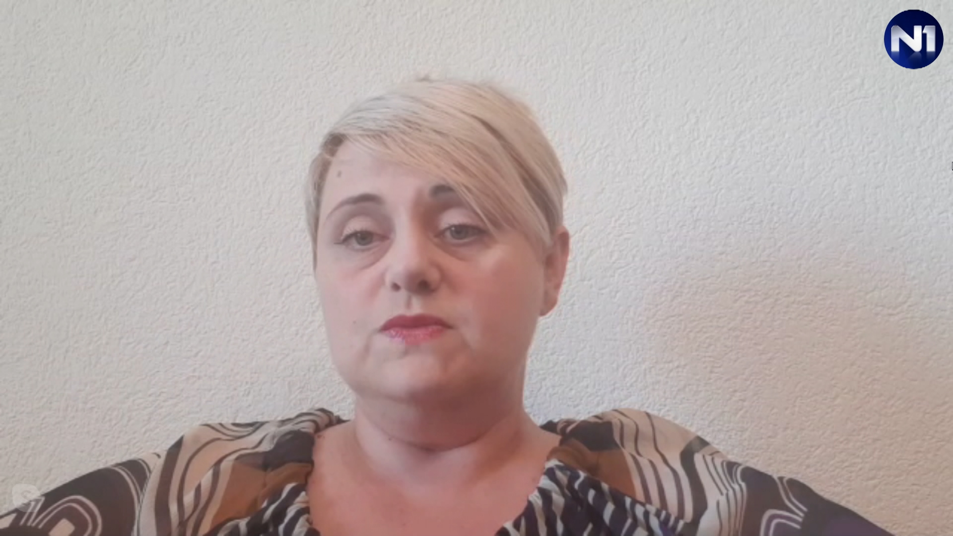 sa-dajana colic-clf-120820.17_51_42_08.Still001