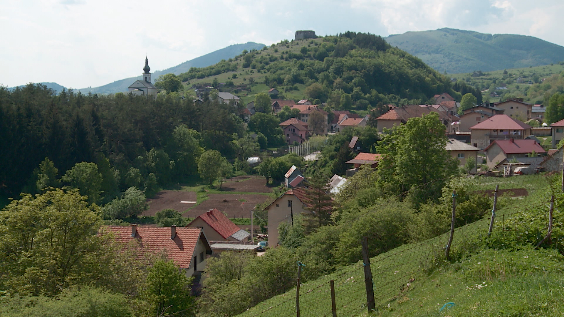 SA-DAN NAKON MERKEL PKG-ZVK-1(20180510-171621869).00_35_58_23.Still007