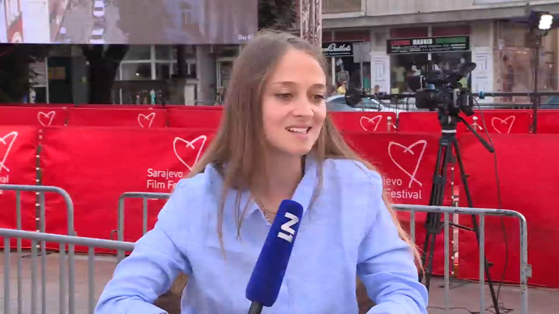 sa-dan uzivo-1600-220819.17_07_42_14.Still002