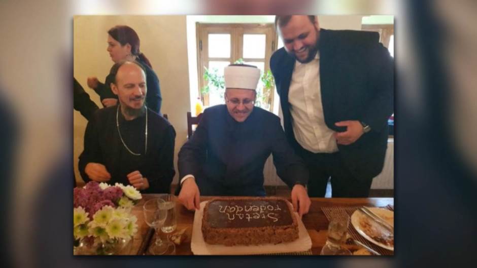 SA-DEDOVIC I IGUMAN GFX-MIJ-1(20190411-135353724).00_00_17_00.Still001