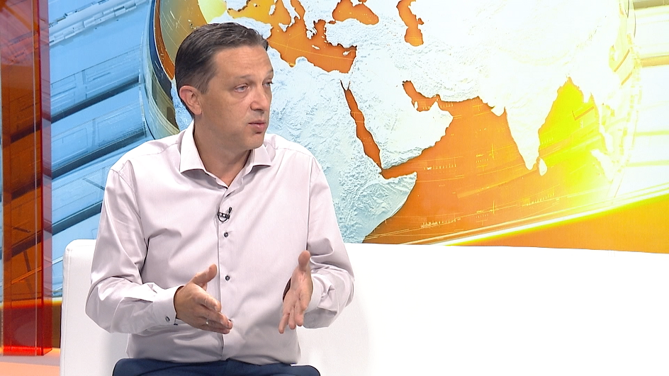 sa-denis carkadzic-clf.08_49_01_19.Still001