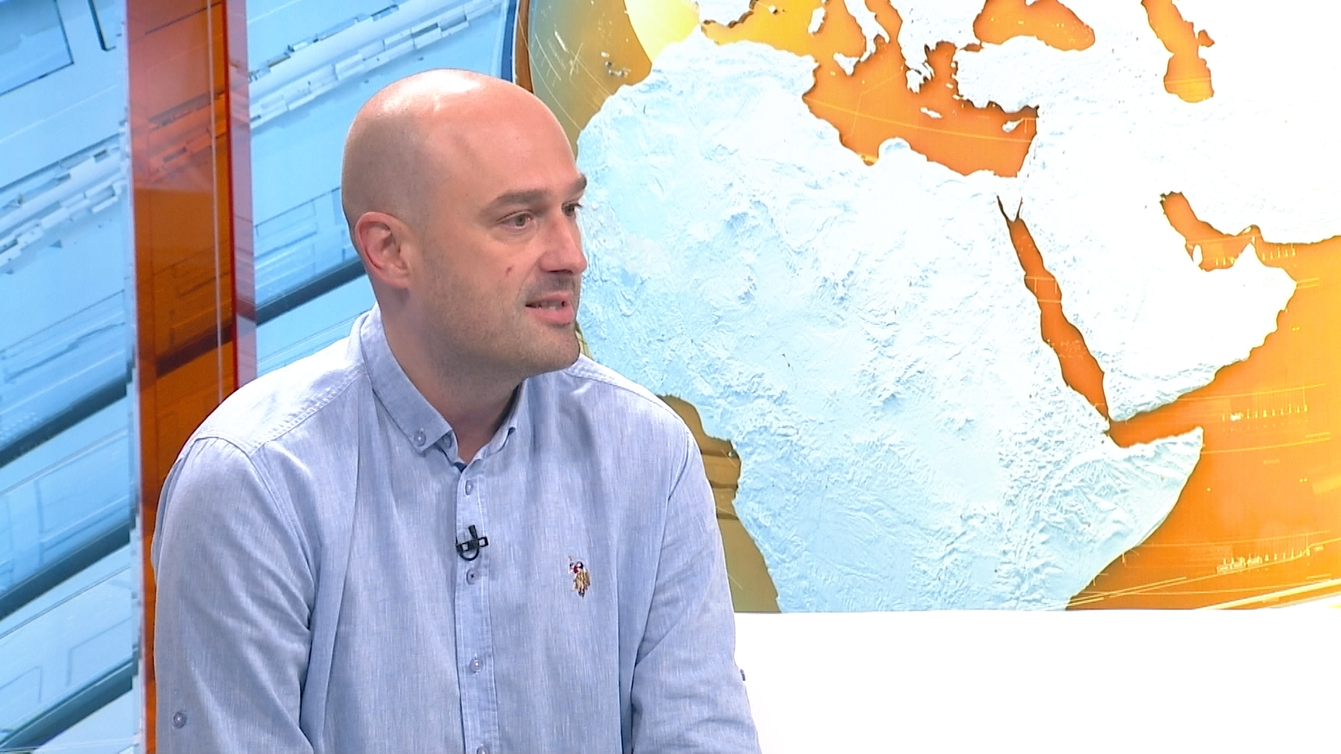 sa-denis dzidic-clf-190619.00_04_49_02.Still009