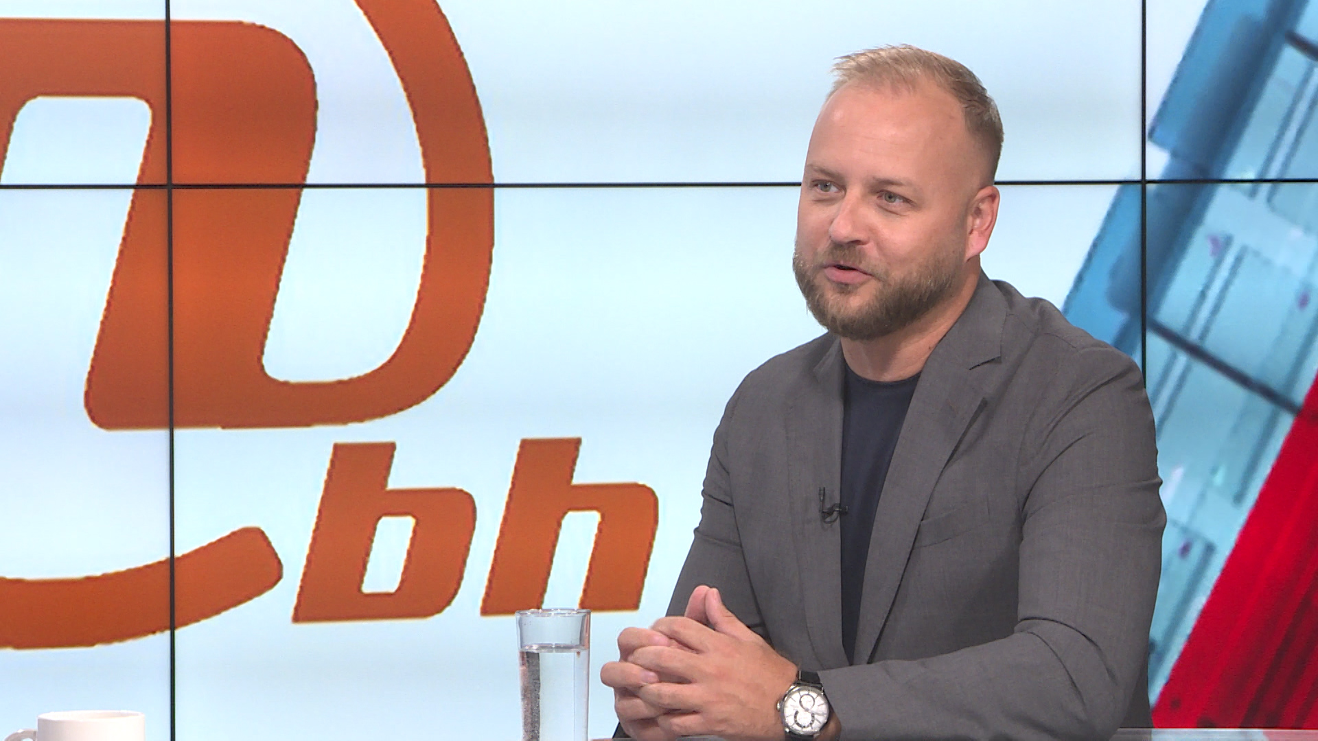 sa-denis huseinbegovic-clf-091019.17_06_25_07.Still001