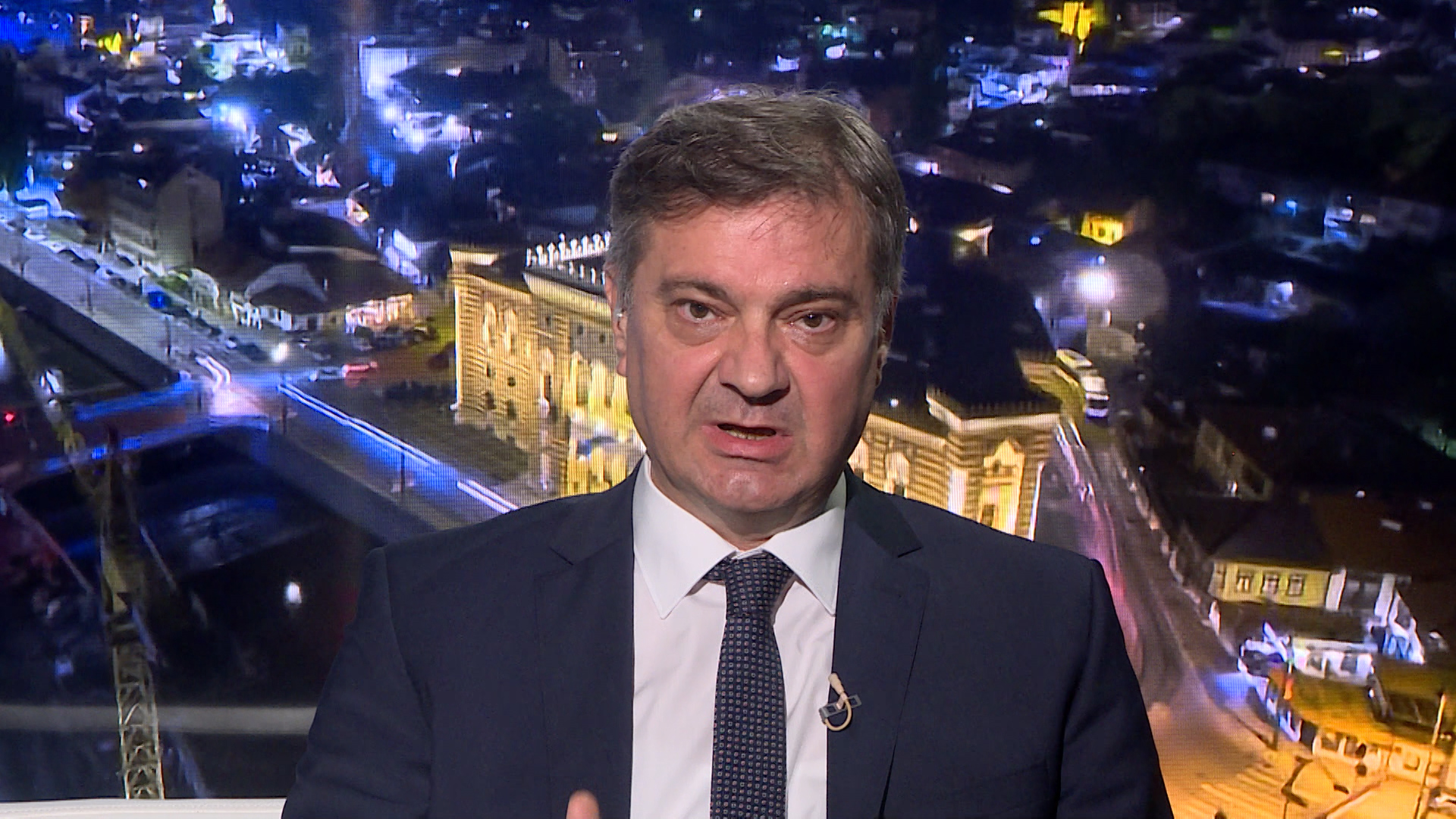 sa-denis zvizdic-clf-051120.00_35_25_06.Still002