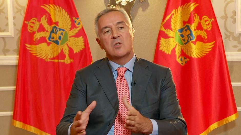 sa-djukanovic-clf-backup.15_23_08_12.Still001