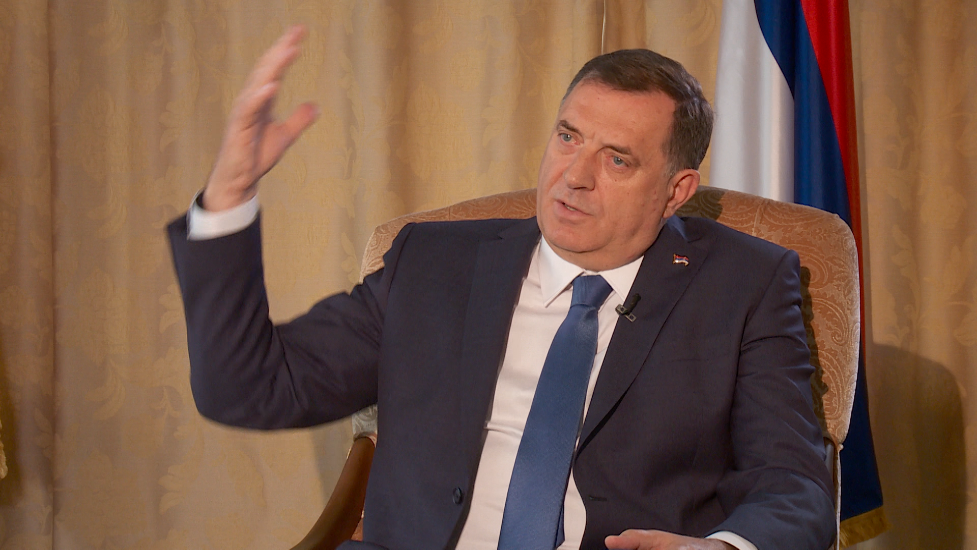 sa-dodik intervju-zvk-2(20190522-112801419).MXF.02_53_15_20.Still004