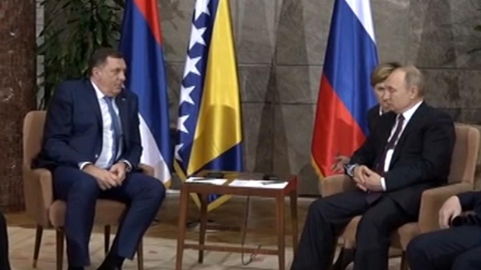 sa-dodik-vld-1(20190117-190152010).00_01_48_08.Still004