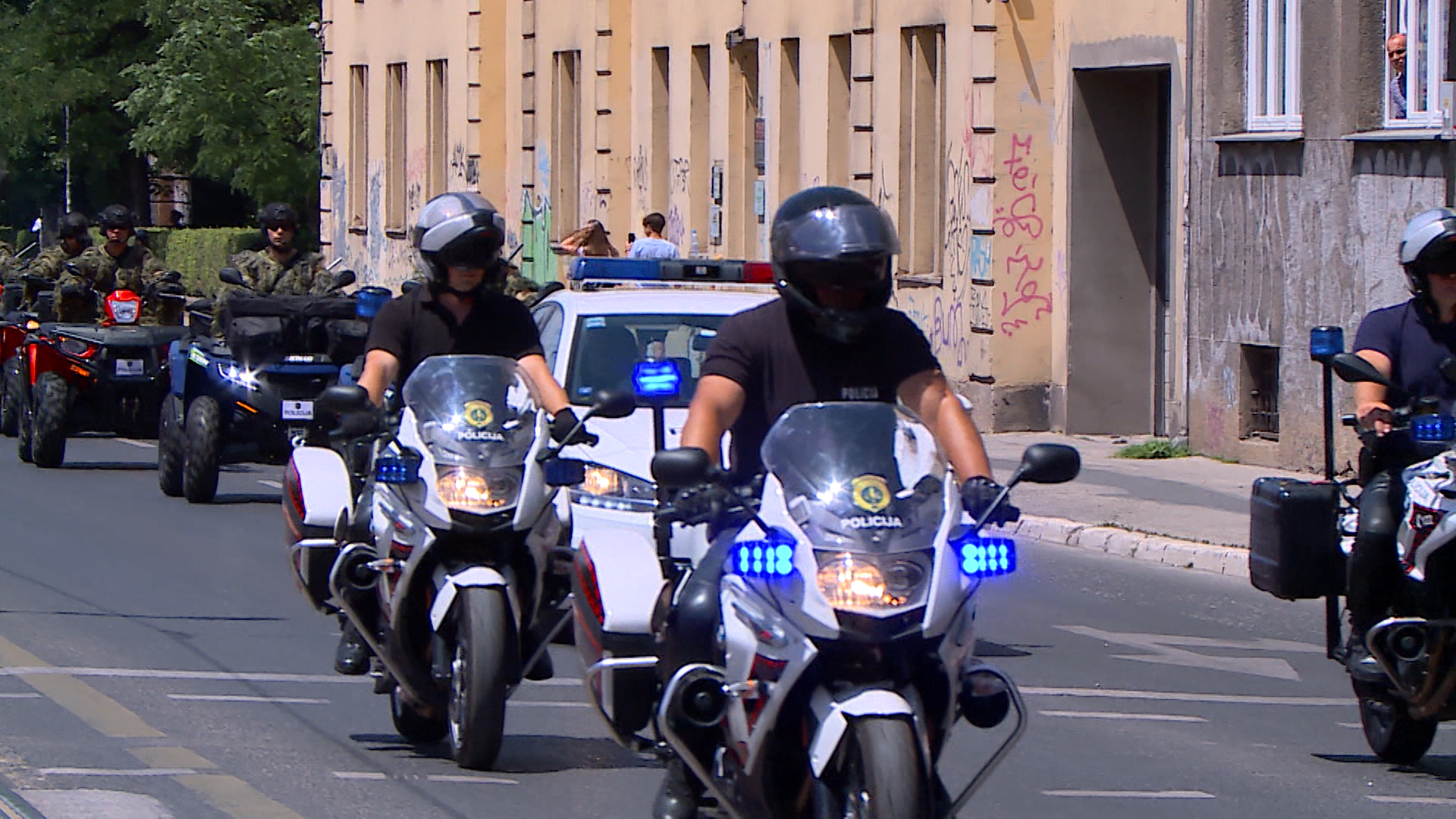 Pripadnici FUP-a na ulicama Sarajeva