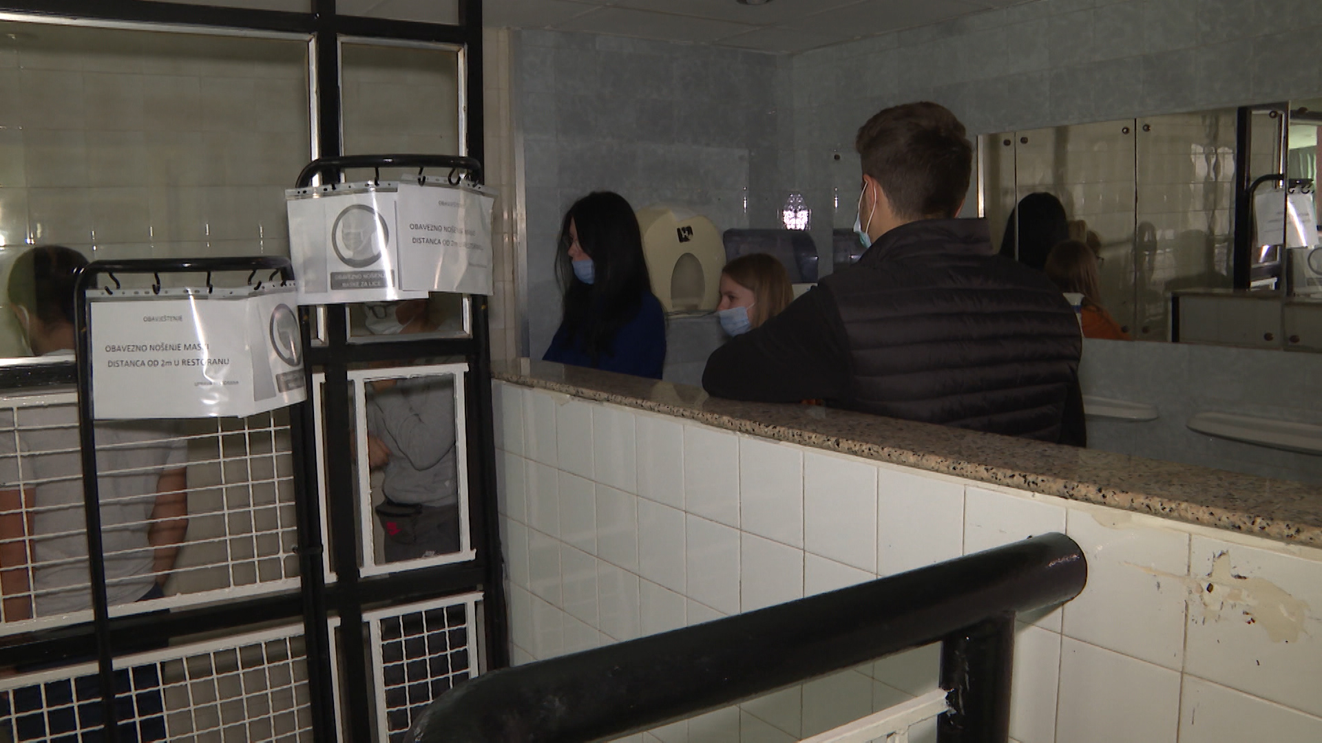 SA-DOMOVI I KORONA PKG-RAS-1(20201013-161517227).00_00_00_00.Still001