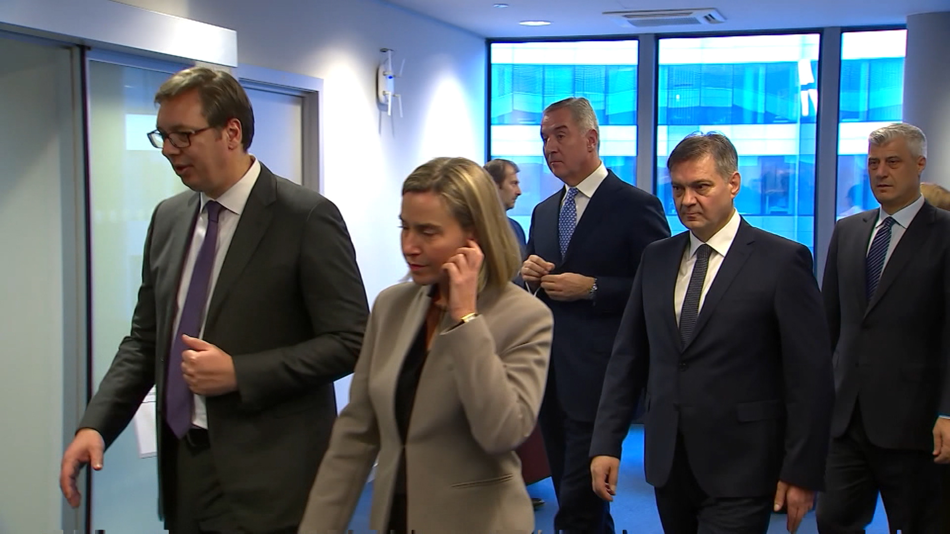 SA-DUDADKOVIC POCETAK PKG(20181219-172248488).00_00_00_00.Still004