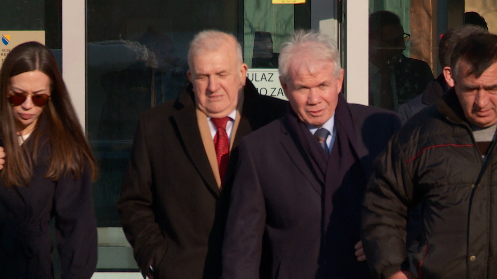 SA-DUDADKOVIC POCETAK PKG(20181219-172248488).00_01_12_02.Still003