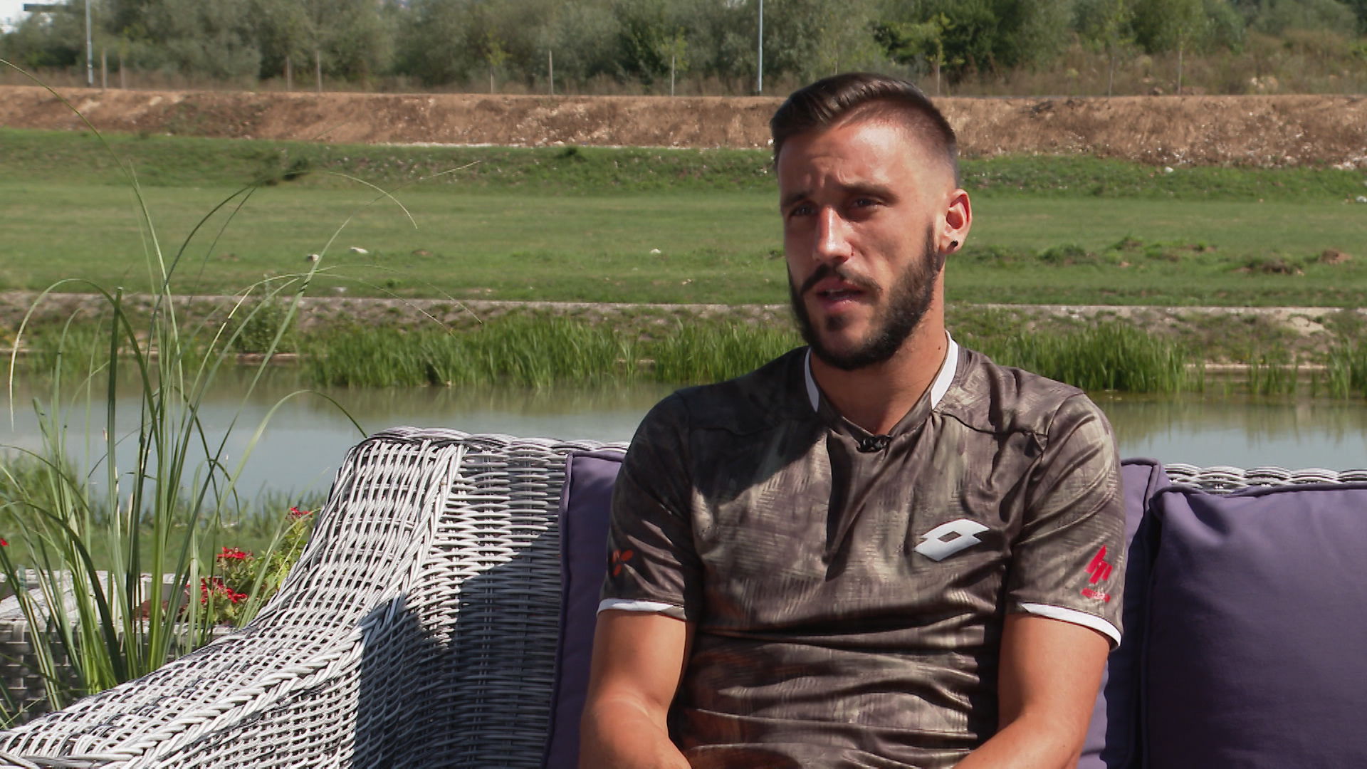 SA-DZUMHUR INTW-SEM-1(20190910-152053836).00_01_30_05.Still001