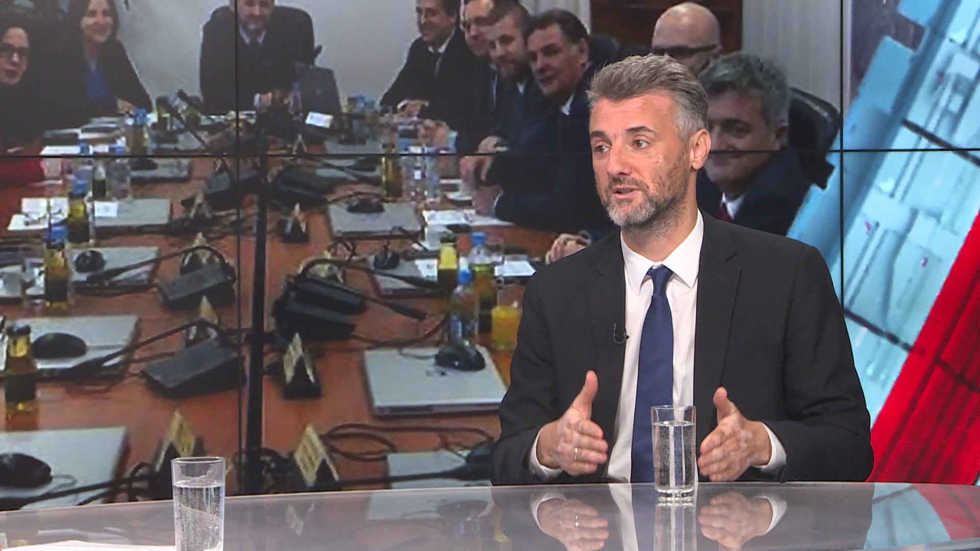 SA-DZUMHUR INTW-SEM-1(20190910-152053836).00_03_22_05.Still002