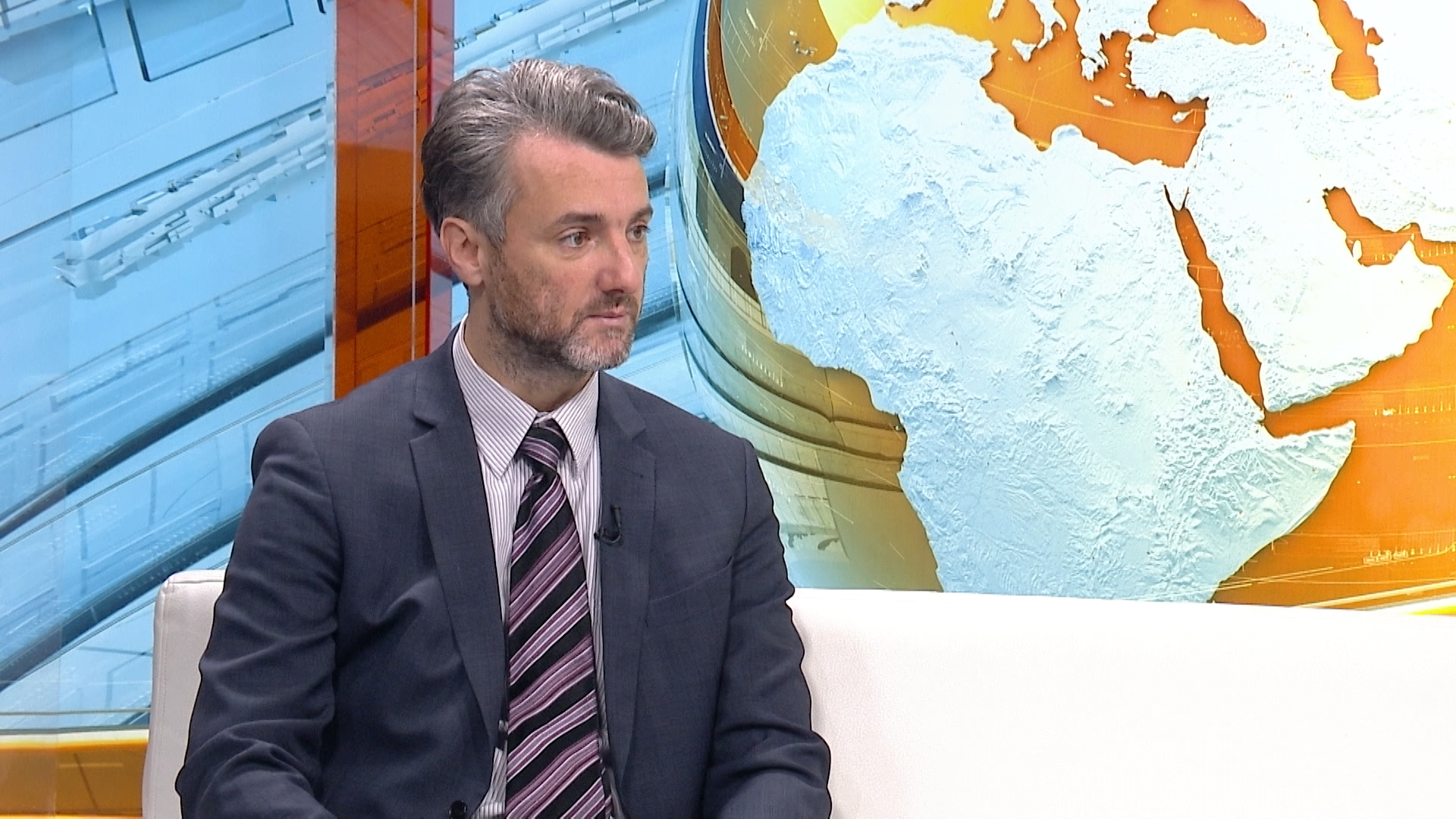 sa-edin forto-clf.00_06_39_18.Still001