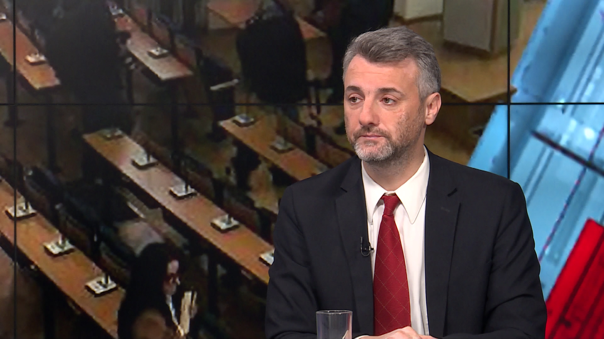 sa-edin forto-clf-290120.19_03_47_17.Still001