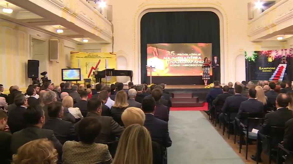 SA-EKSTREMISTI PKG-19-BOB-1(20161215-162752159).Still017