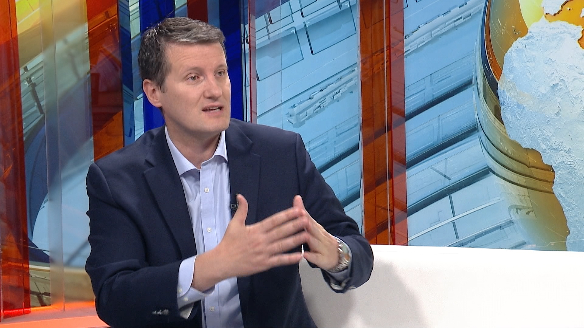 sa-emir ceric-clf-111018.00_04_29_23.Still003