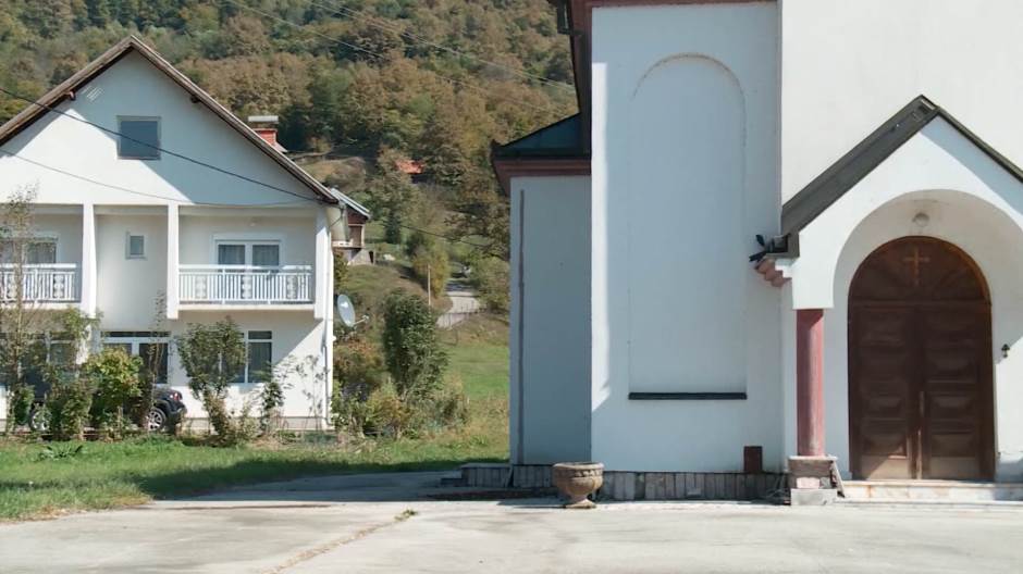 SA-FATA PRESUDA PKG-SLS-1(20191001-172047853).00_00_18_18.Still001