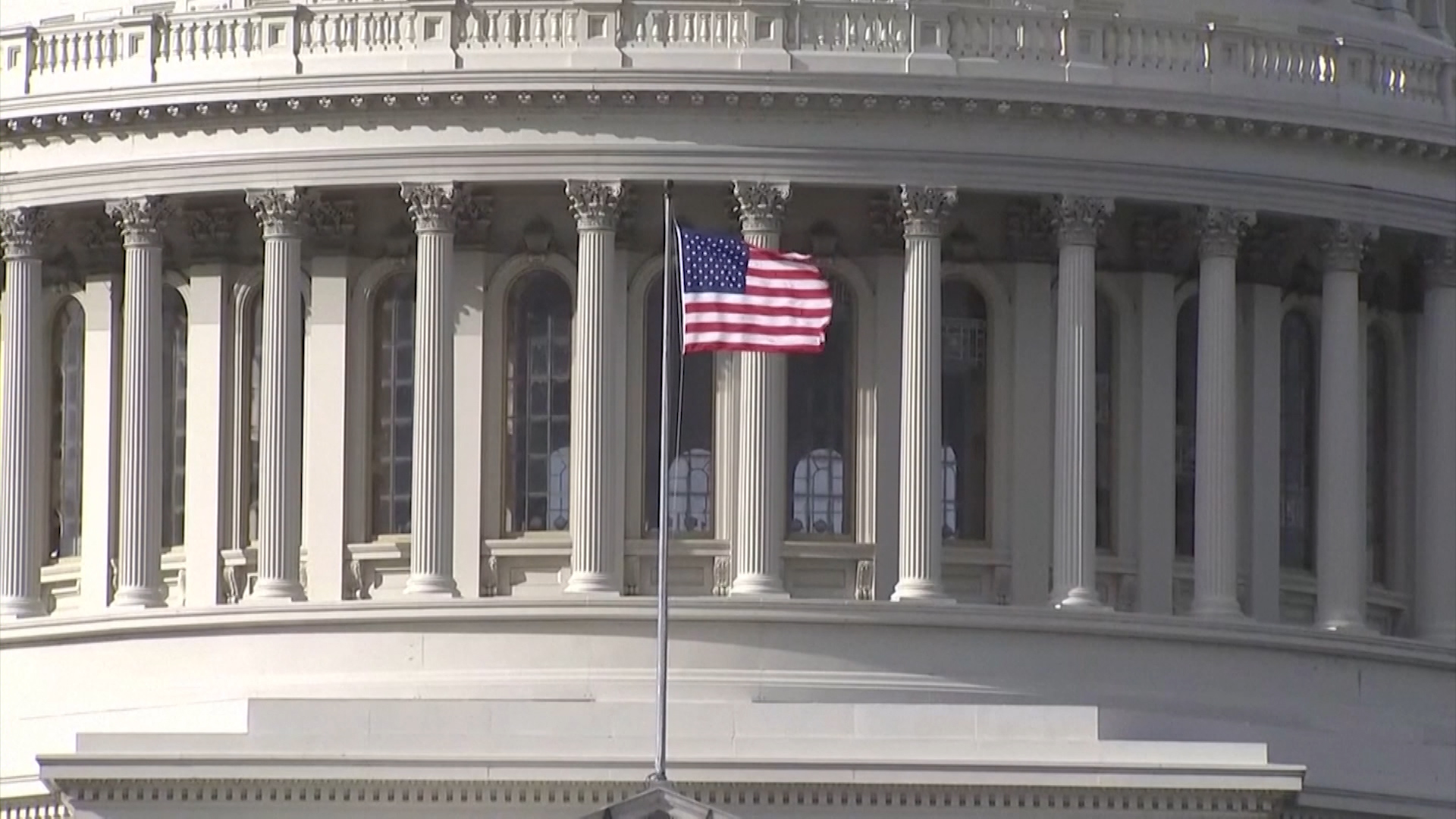 SA-FIN POLICIJA PKG-MIV-1(20201208-165300975).00_00_39_14.Still014