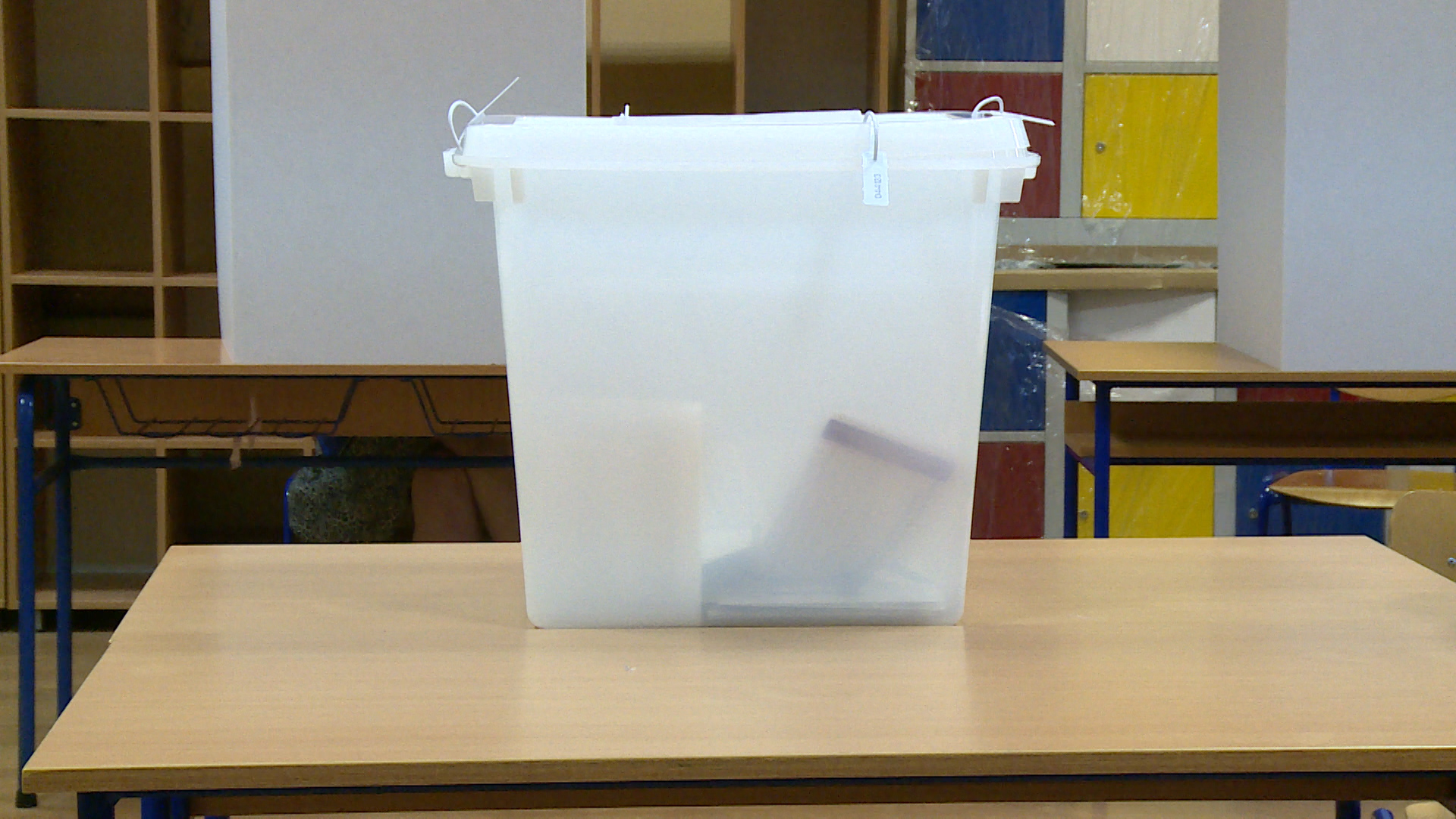 sa-glasanje i anketa-has(20181007-080011524).00_05_53_06.Still022