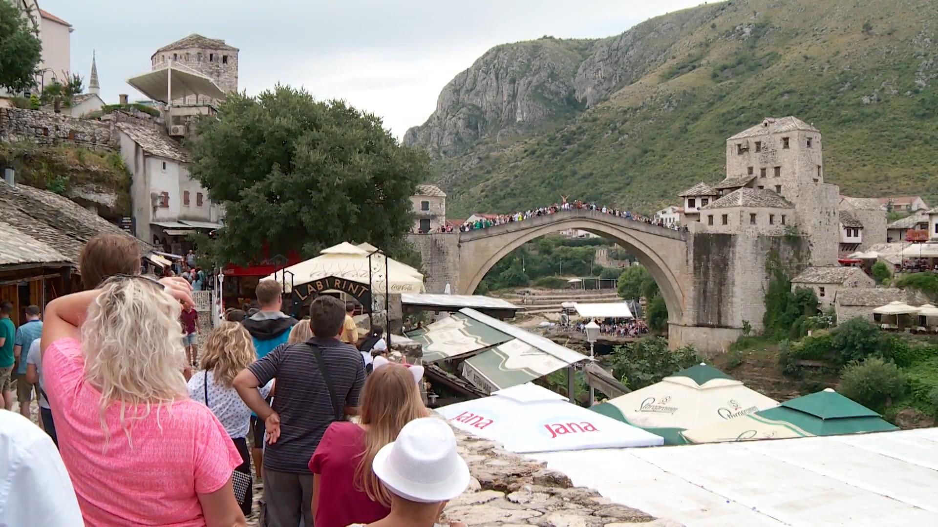 SA-GODISNJI PKG-19-BOB-1(20180723-161413030).Still008