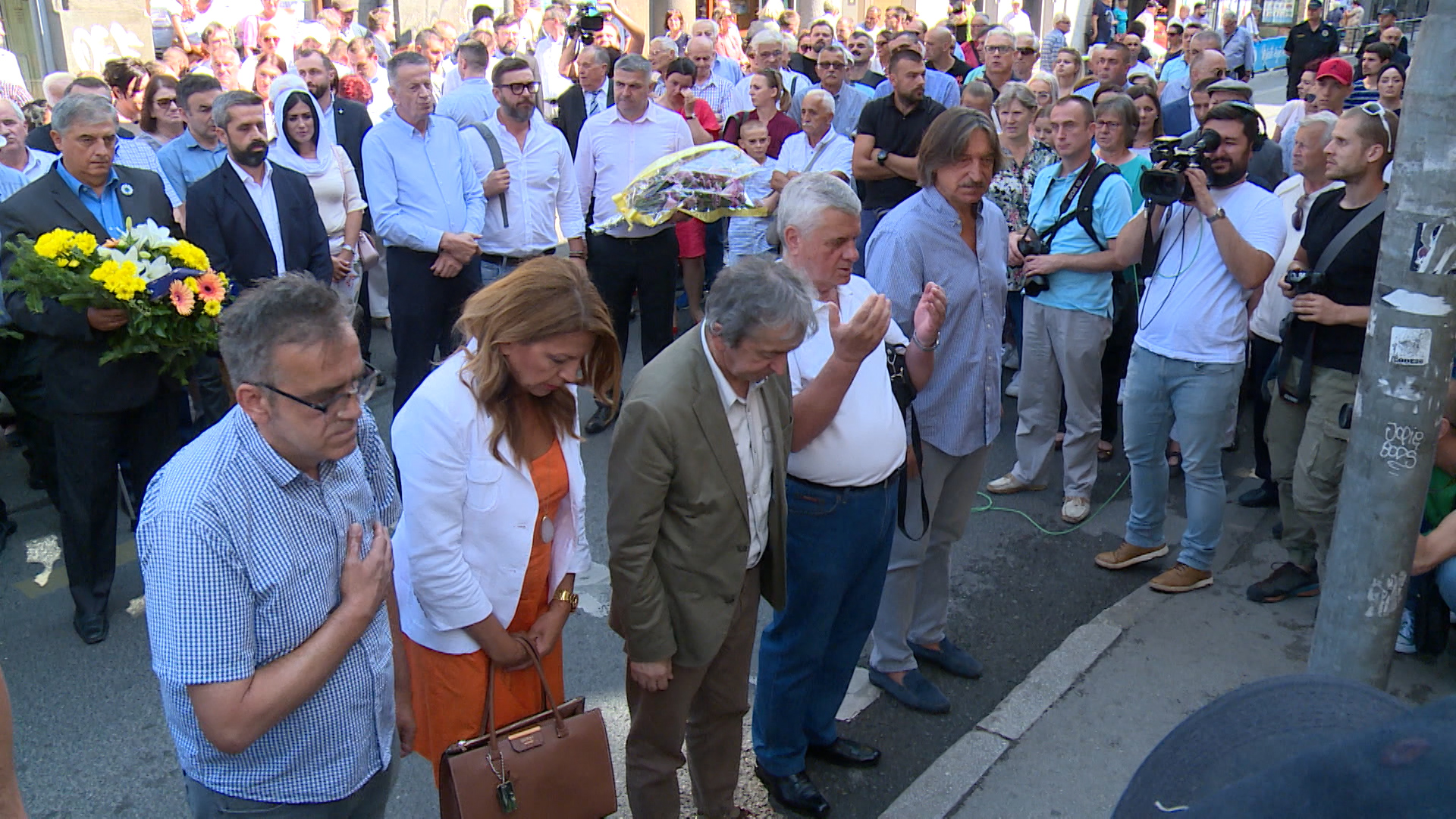 SA-GODISNJICA TRZNICA MARKALE PKG-ADB-1(20190828-162802831).mxf.00_00_26_11.Still002