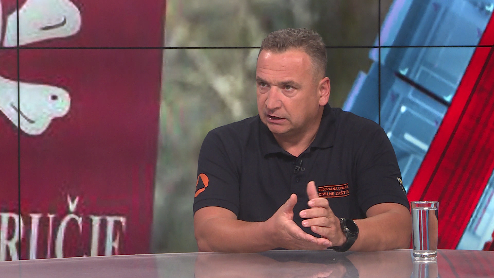 sa-gost 1-clf.00_02_37_10.Still002