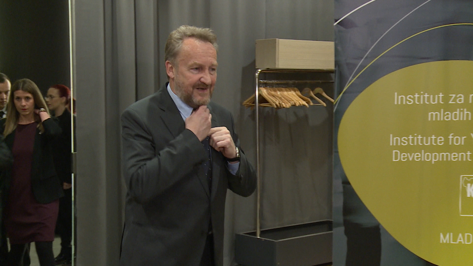 SA-GRADONACELNICI LKLV-ALT-1(20190405-144551480).00_00_38_24.Still004