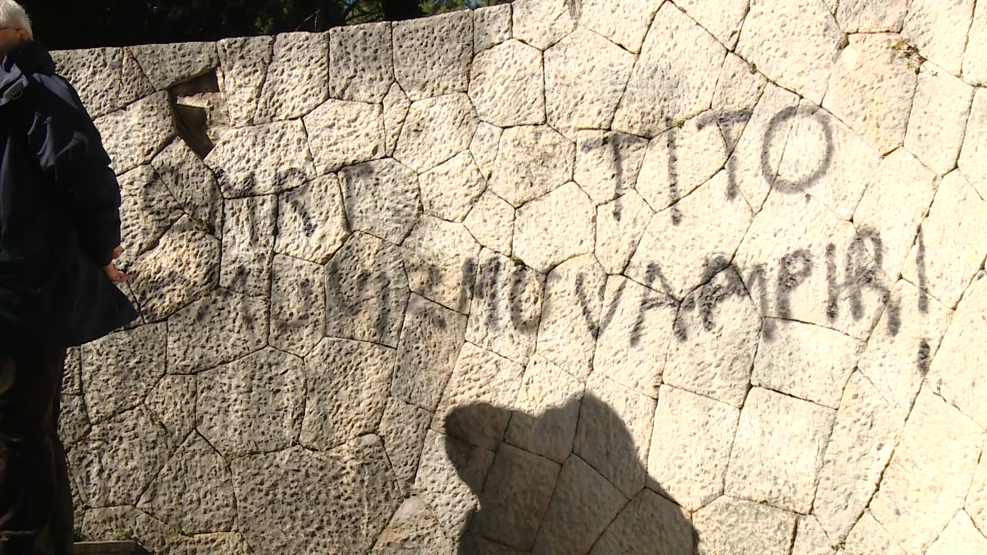 sa-grafiti na partizanskom-djk(20200215-143153202).mxf.00_00_11_00.Still003