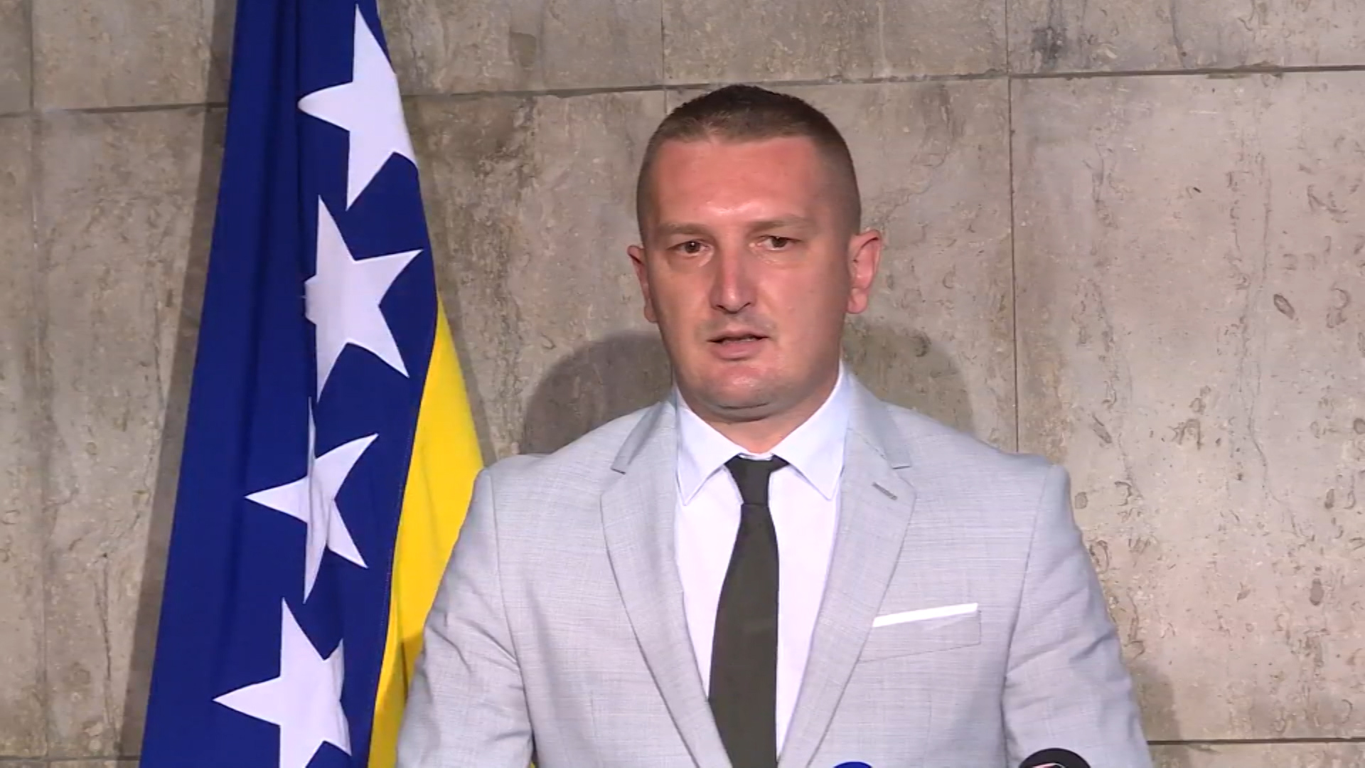 sa-grubesa sot-050819-zvk-wmt.14_41_39_00.Still001