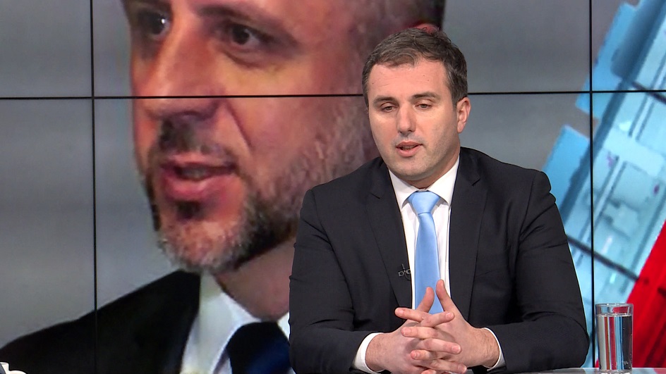 sa-igor stojanovic-clf-120220.19_24_30_11.Still002