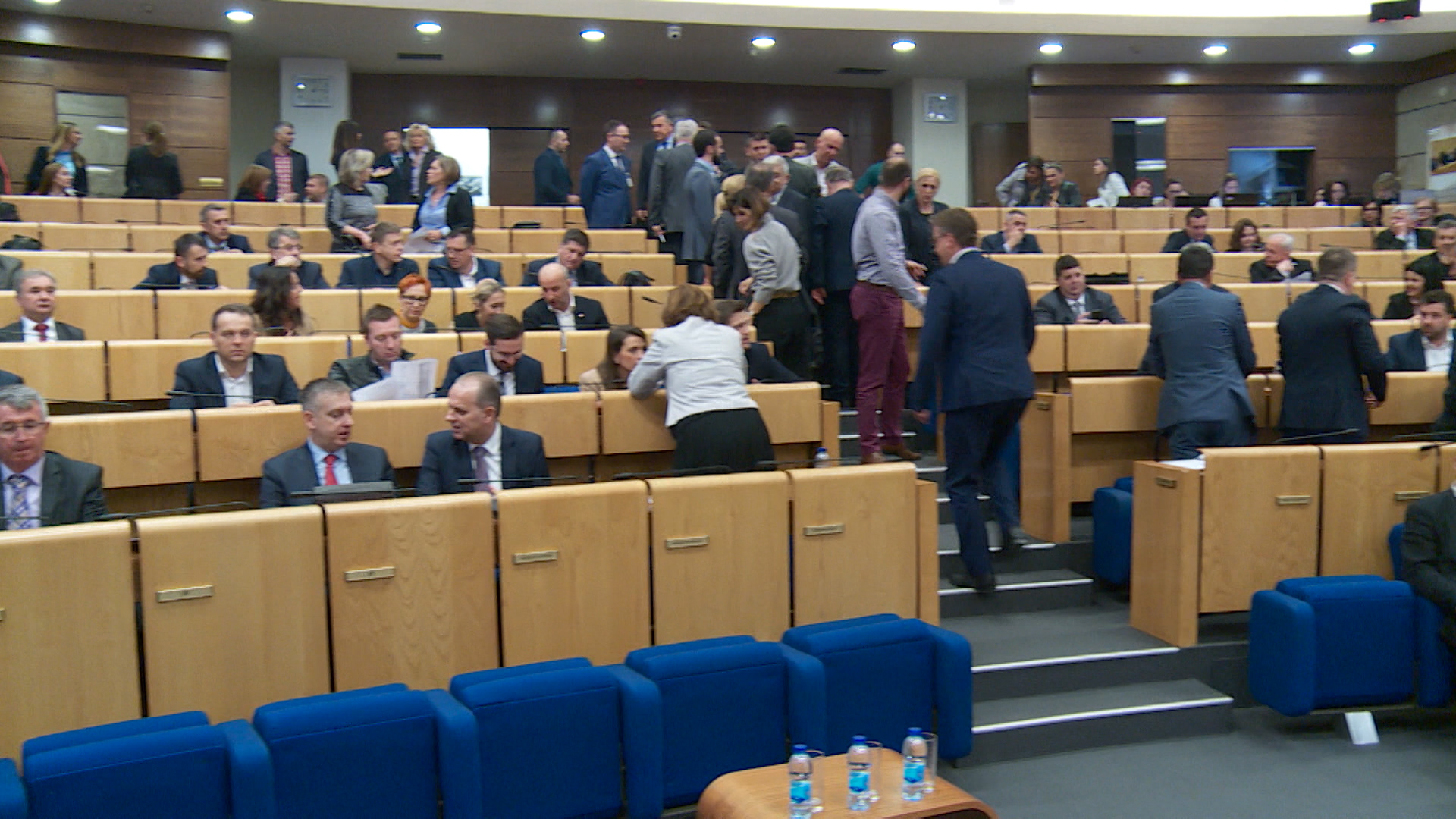 SA-IMOVINA SUDIJA PKG-19-BOB-1(20190307-165114667).00_00_06_20.Still008