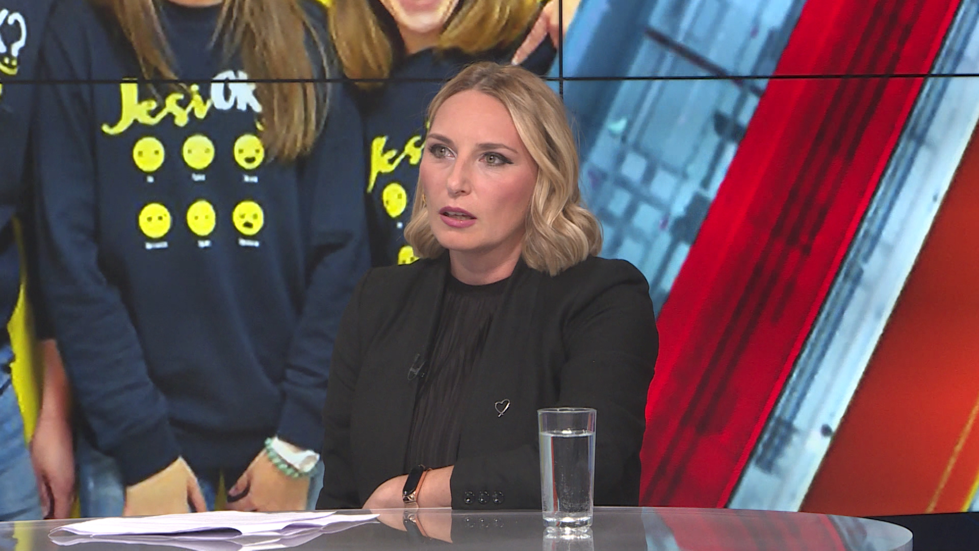 sa-irina rizvan-clf.16_56_05_12.Still001