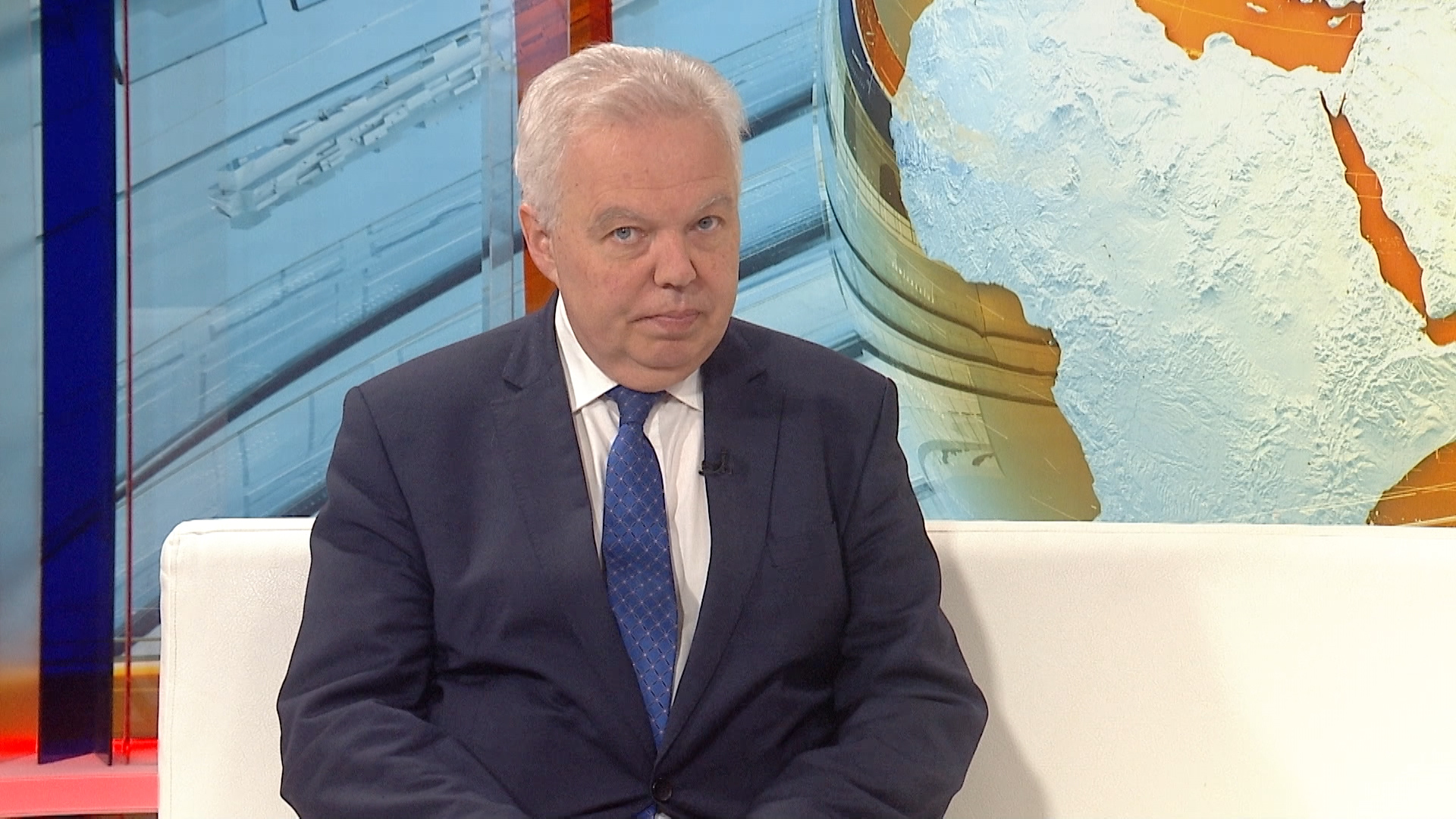 sa-ivancov-180418-clf.00_00_09_17.Still001