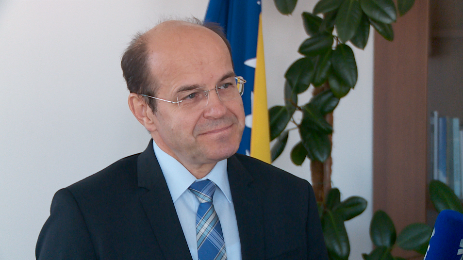 sa-izjava osmanovic-sem(20191024-125452263).MXF.10_24_41_24.Still002